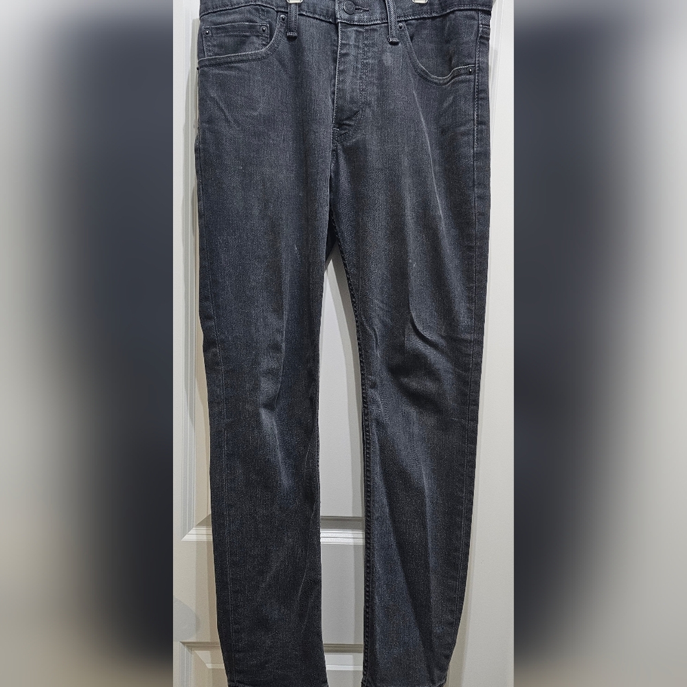 Levi's Dark Gray Straight Jeans for Men